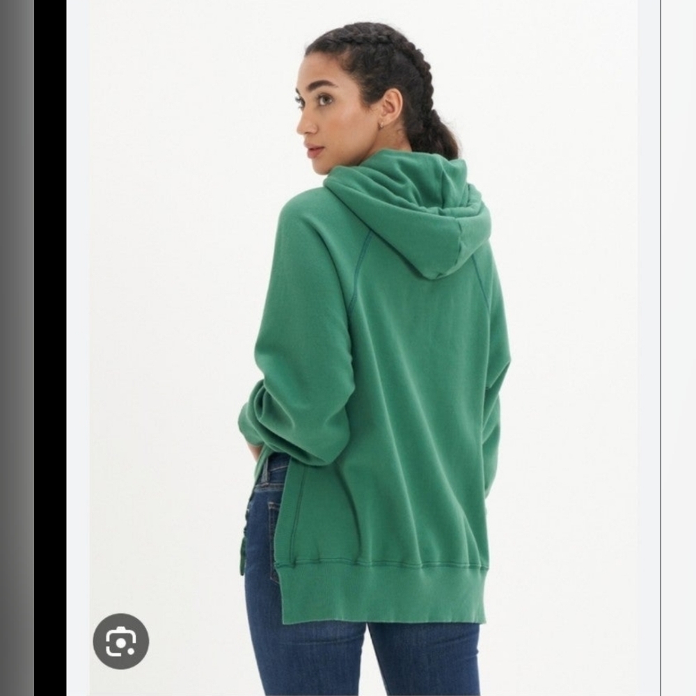 American Eagle sweatshirt